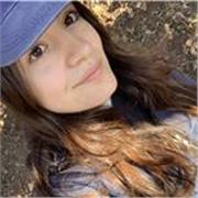 Graduada en Física, con dos años de experencia en clases particulares de física,matemáticas, inglés, y química