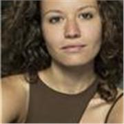 Attrice diplomata in Arte Drammatica presso Teatro Azione, disponibile a dare lezioni individuali di recitazione