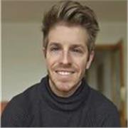 Economista con vocacion a la  enseñanza con experienxia en la empresa en actividades de controlling , tax , contabildad ....