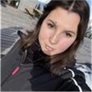 Ex studentessa diplomata in design moda, offro lezioni online e in presenza (se non troppo distante) a bambini delle elementari 