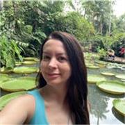 Aprenda português com uma professora experiente de maneira leve e agradável.