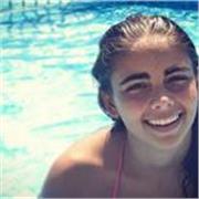 Maestra de primaria con mención en aprofundiment curricular 