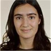 Me gradué en Biomedicina y Terapias Avanzadas, lo que me ha dado una base sólida en biología y ciencias afines. 