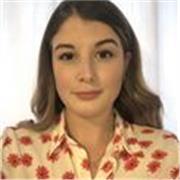 Professeur de langues passionnée, j'aide mes élèves à parler avec confiance grâce à des cours interactifs et personnalisés.