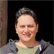 English tutor providing lessons for children of all ages