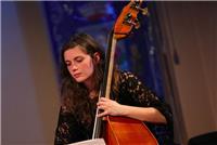 Musicista professionista impartisce lezioni di contrabbasso, basso elettrico, teoria musicale ed ear training