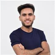 un profesional de la comunicación multilingüe con experiencia en participación comunitaria y apoyo a actividades sociales. 