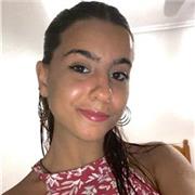 Soy una estudiante universitaria de Economía Financiera y actuarial, y me gustaría dar clase a niños entre primaria y la ESO aunque podría ayudar en materias como Economía e Historia en Bachillerato