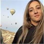 Docente specializzata in Lingua e cultura italiane per stranieri impartisce lezioni per ogni livello e necessità