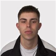 Soy un chico con amplia experiencia en la enseñanza de baile, arte y pintura, habiendo trabajado con niños en Estados Unidos.