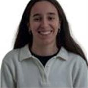 Graduada en comunicación audiovisual, graduada en Iluminación e Imagen, estudiando el MAES