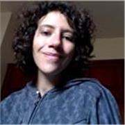 Forte de 10 ans d'expérience dans l'enseignement de l'anglais et de l'espagnol en ligne, je suis pleine de ressources et maîtrise 