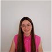 Profesora de matemáticas imparte clases de matemáticas básica