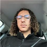 Des cours de mathématiques pour les élèves qui sont en école primaire et collège et des cours de français également