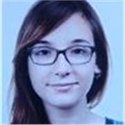Enfermera especialista y docente en sanidad: formo a futuros sanitarios uniendo evidencia científica y práctica real.