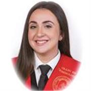 Profesora de fútbol, con 17 años de experiencia en grandes campeonatos, ofreciendo clases para todo tipo de edades. 