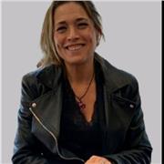 Profesor de Economía, Emprendimiento y Finanzas.
Los profesores donde charlas me definen como todo terreno .