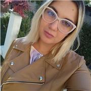 Laureata in lingue e culture moderne offre lezioni di ripetizioni a studenti