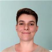 Psicóloga con experiencia en docencia enseña asignaturas de ESO online para repaso y apoyo