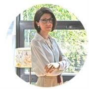 Profesora titulada en Mindfulness, Gestión de Emociones y Pensamientos, experta en prevención y reducción de estrés (MBSR)