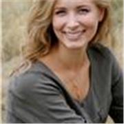 Profesor de inglés que imparte clases a alumnos de todas las edades