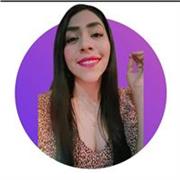 Pédagogue mexicaine certifiée Cambridge, 15 ans d'expérience en anglais pour adolescents et adultes.