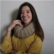 Profesora que apoya en las tareas ya sean de español, biología, matemáticas, inglés, geografía entre otras.Busco a partir de las clases mejorar la comprensión de los temas de una forma didáctica y divertida