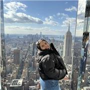 Profesora de inglés para todas las edades, desde infantil hasta adultos.