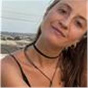 Laureanda in Management in Inglese