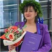 Insegnante di sostegno specializzata sul sostegno offre supporto BES/DSA