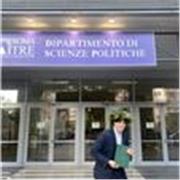 Laureando in Filosofia politica offre lezioni private e ripetizioni per studenti di liceo e università
