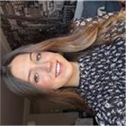 Soy una chica de 20 años divertida y extrovertida, me gustaría compaginar mis estudios con trabajo y daría clase a todas las edade