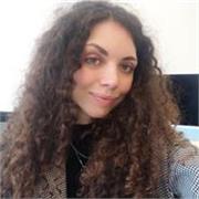 Professionista nel settore del Graphic Design da 5 anni. 