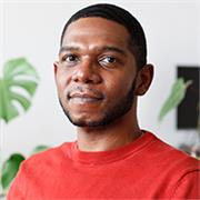 Native English Speaker Certified to Teach English and Business English (US-American English)