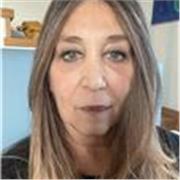 Ho frequentato il Liiceo linguistico Umanistico Alessandro Manzoni a Milano e lo IULM a Milano llingue Inglese francese tedesco