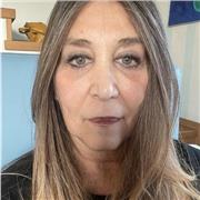 Ho frequentato il Liiceo linguistico Umanistico Alessandro Manzoni a Milano e lo IULM a Milano llingue Inglese francese tedesco