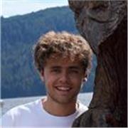 Estudiante de ingeniería industrial en la uc3m con capacidad para dar clase a alumnos de ESO de matemáticas, física y química.