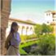 Profesora de dibujo con capacidad de adaptación a todas las edades y niveles.