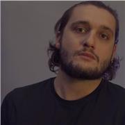 Actor con mas de 10 años trabajados en la profesión.
Grado superior de arte dramático en la escuela municipal de Madrid