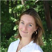 English teacher with focus on real-life conversation