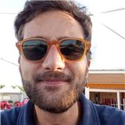 Insegnante per aiuto compiti di italiano