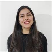 Me defino como una persona organizada, comunicativa y enfocada en hacer que lo complejo se entienda de forma simple y práctica.
