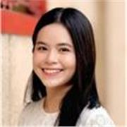 Deutsch-Tutorin , die gerne allen beim Deutschlernen hilft