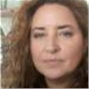 Profesora de español, me encanta enseñar mi lengua natal mientras compartimos un rato de charla amena.