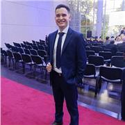 Professeur et tratucteur natif, spécialisé dans l'espagnol et l'anglais, cours de ces deux langues pour tous les niveaux.