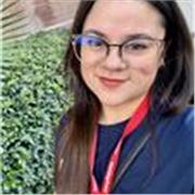 Profesora de inglés con experiencia en inglés conversacional y aplicado al trabajo