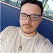 Professor de língua inglesa com experiência em aulas onlines. Trabalho com adolescentes e adultos