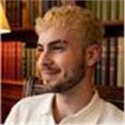 Ich biete praxisorientierten Deutsch- und Englischunterricht für Erwachsene und Berufstätige ausschließlich online an. 