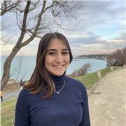Studentessa con doppia laurea italo-francese propone lezioni e ore di conversazione in lingua francese