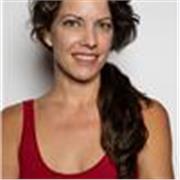 Maestra de infantil con experiencia en ballet y danza flamenca.